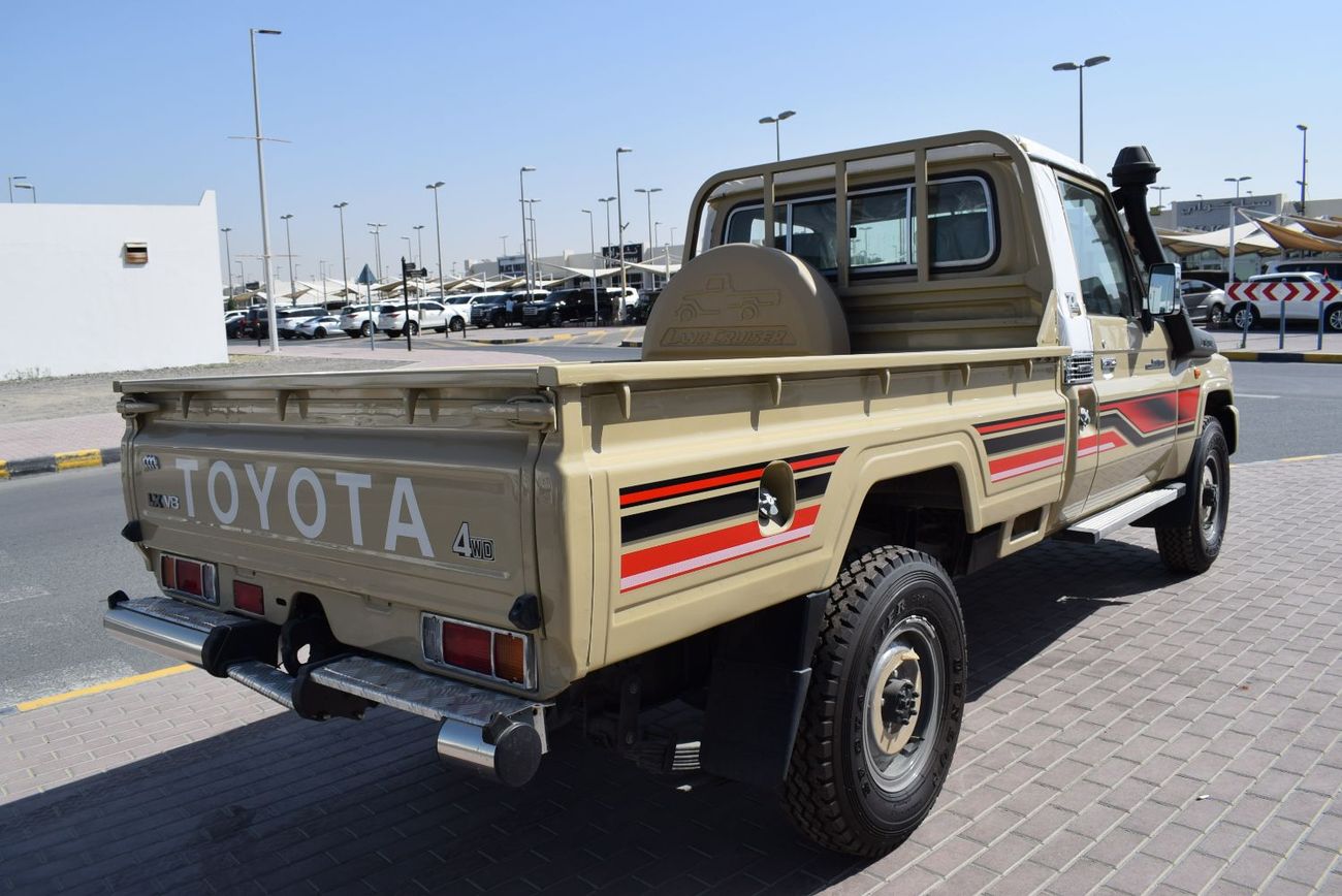 Toyota Land Cruiser Pick Up Toyota Landcruiser S/C Pick Up LX, Diesel, Model:2025