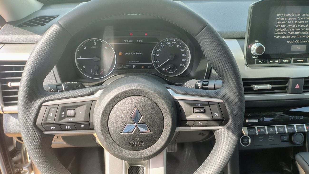 Mitsubishi L200 GL 2.5L Double Cab Utility RWD