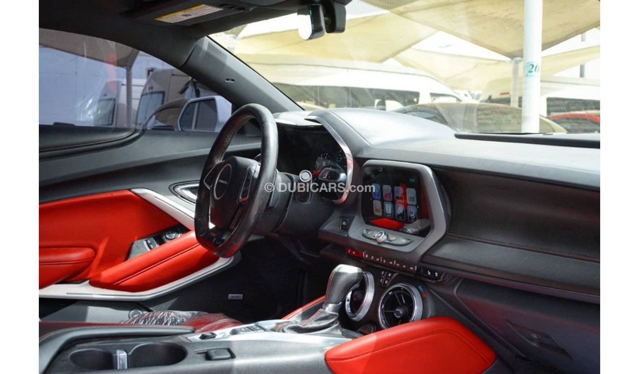 Chevrolet Camaro 3.6L engine. V6