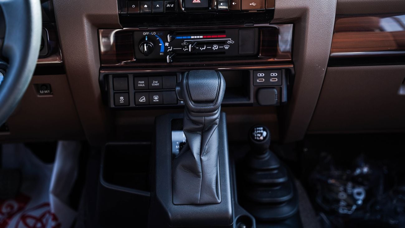 Toyota Land Cruiser 70