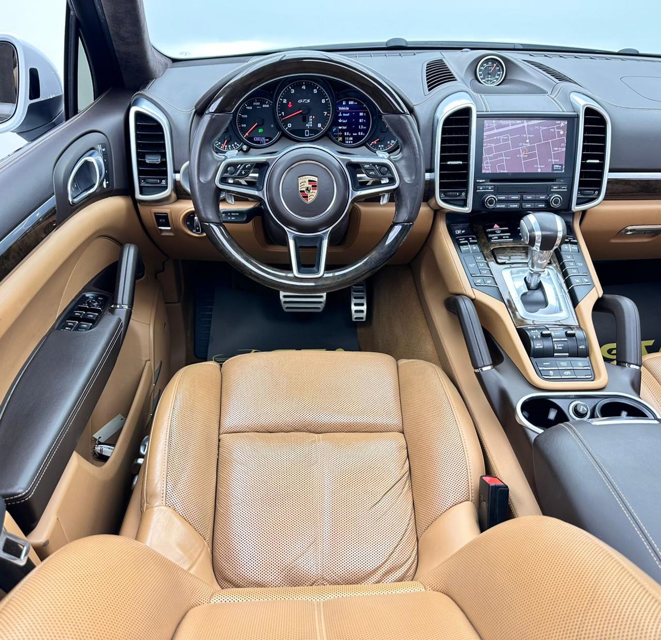 Porsche Cayenne GTS 3.6L 2017 Porsche Cayenne GTS, Fully Loaded, Porsche Full Service History, Excellent Condition, 