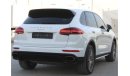 Porsche Cayenne PORSHE CAYENNE 2016 WHITE GCC EXCELLENT CONDITION WITHOUT ACCIDENT