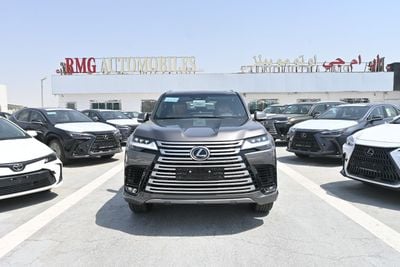 لكزس LX 700h SIGNATURE محرك V6 سعة 3.5 لتر بشاحن توربيني مزدوج + هجين، موديل 2026، اللون رمادي