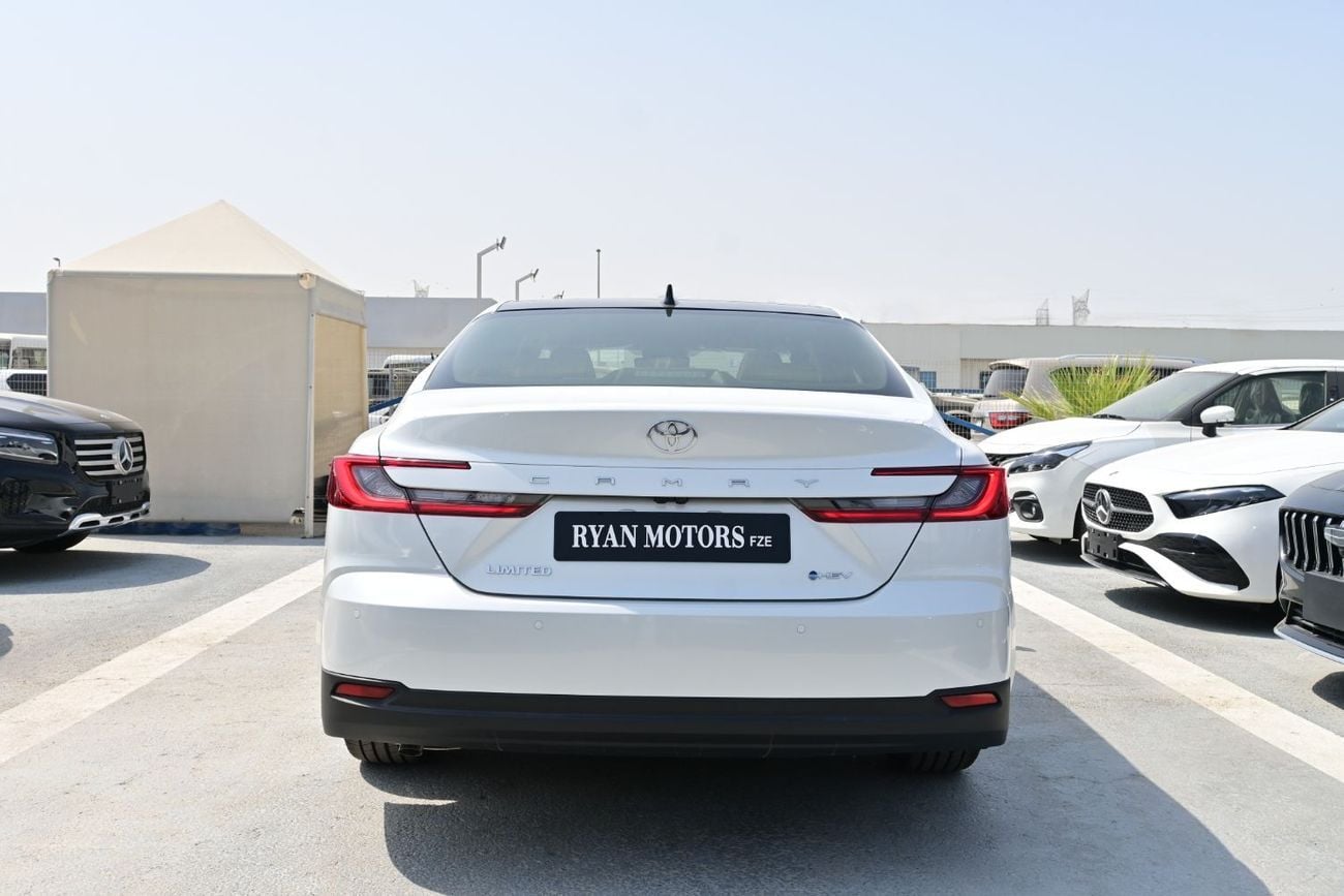 Toyota Camry LIMITED HEV Toyota Camry Limited 2.5L Hybrid, Model 2025, Color White