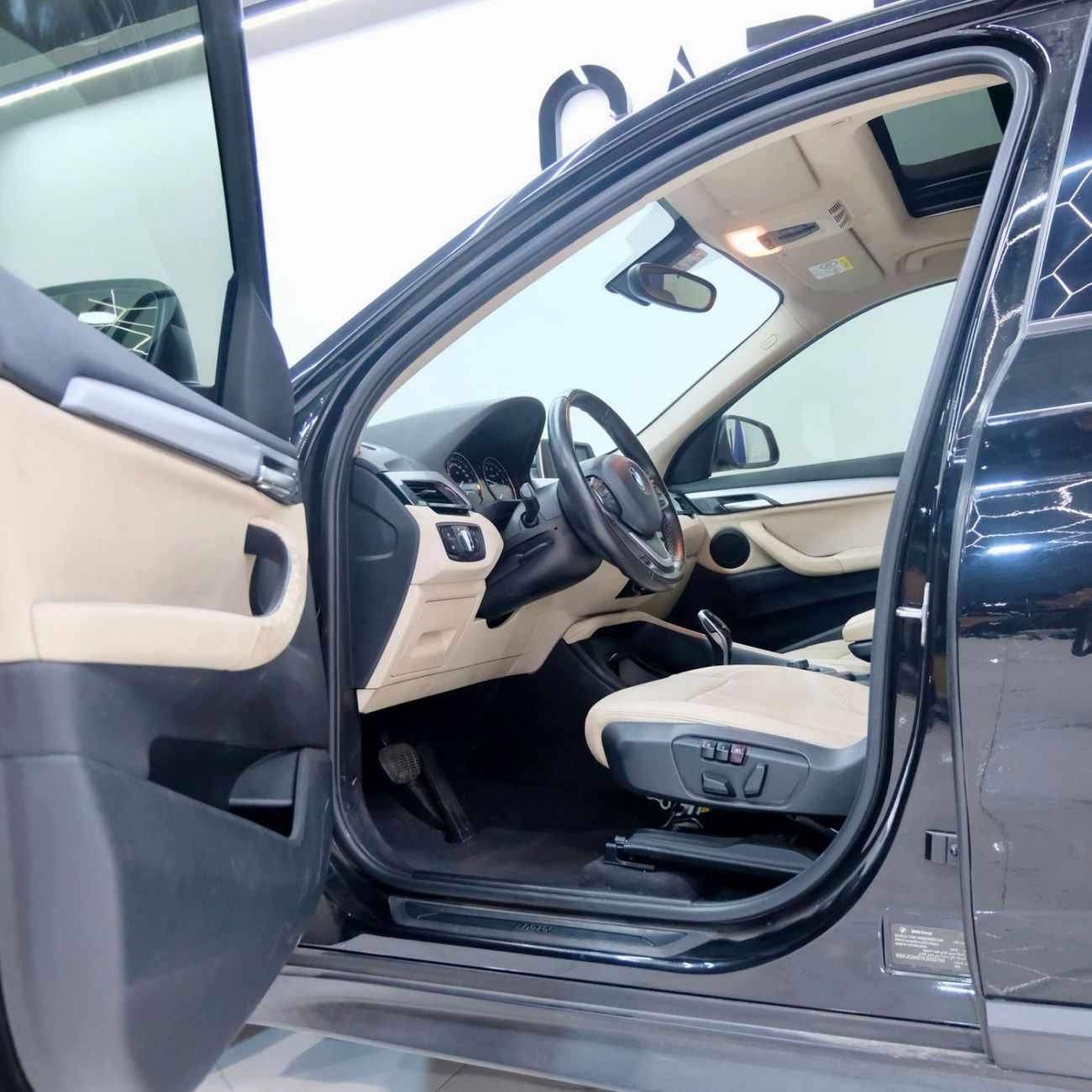 بي أم دبليو X1 sDrive 20i 2.0L