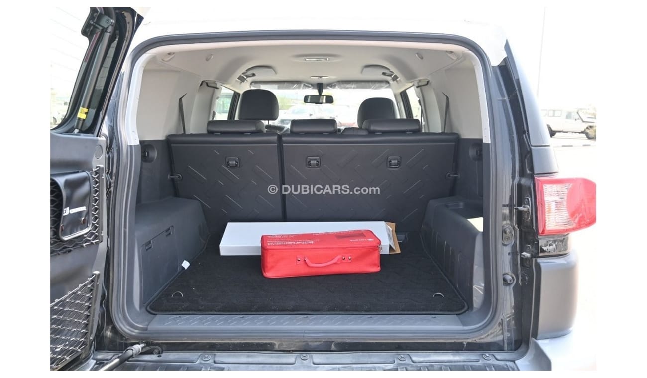 Toyota FJ Cruiser FJ CRUISRER 4.0L PETROL 2023