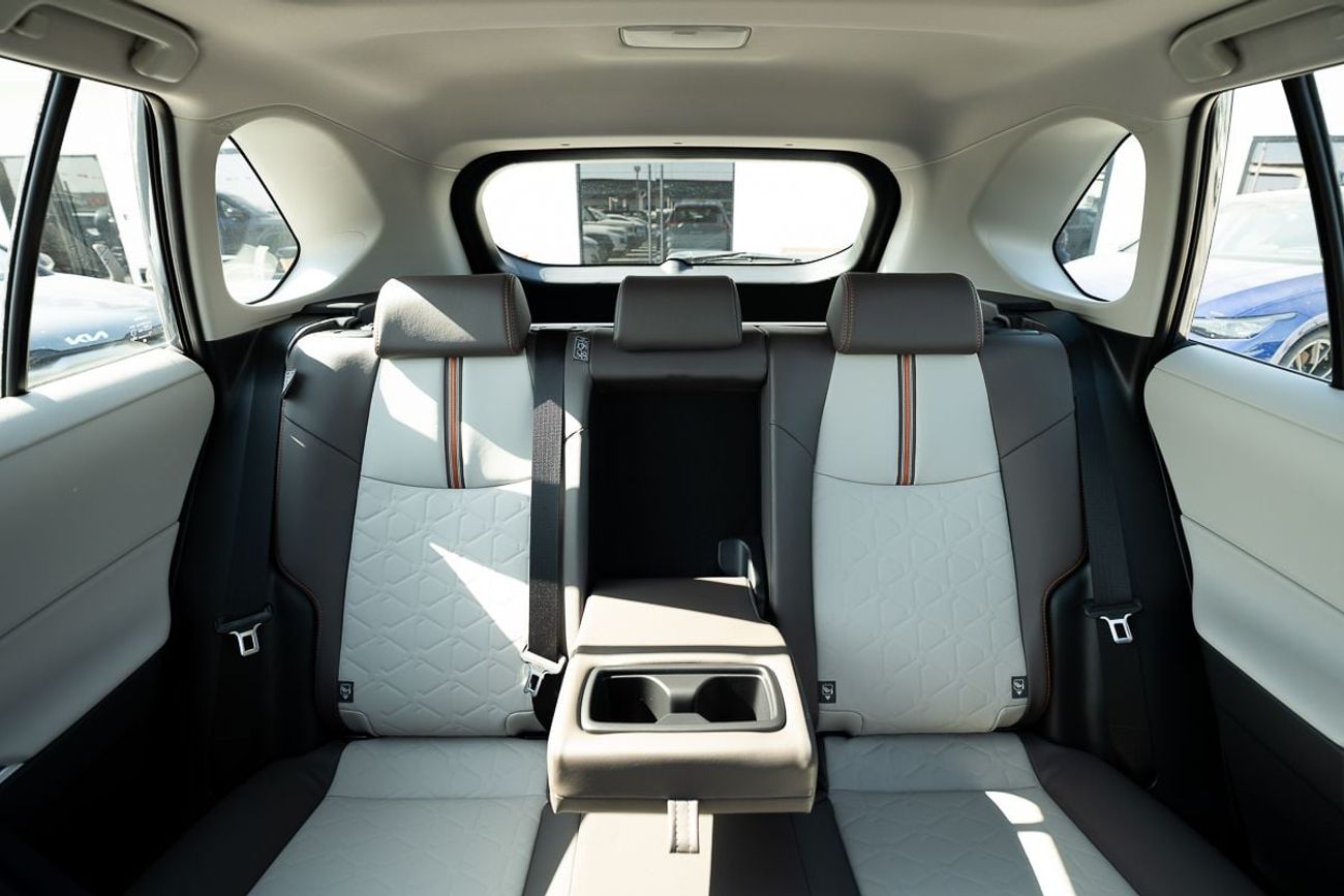 تويوتا راف ٤ 2.5L Adventure