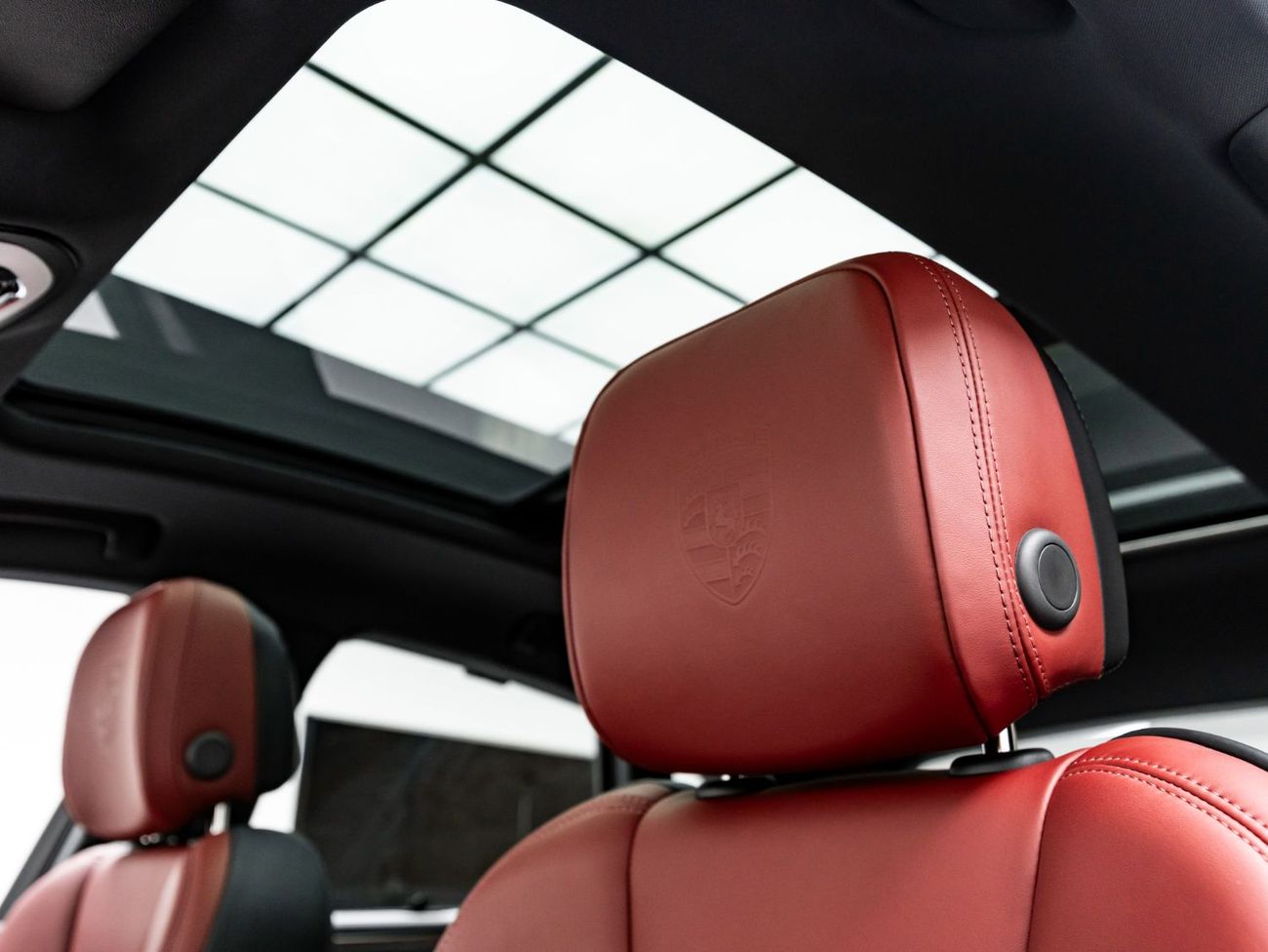 Porsche Macan Std 2.0L (252 HP) 2024 Porsche Macan, November 2026 Porsche Warranty, Full Service History, Low KMs,