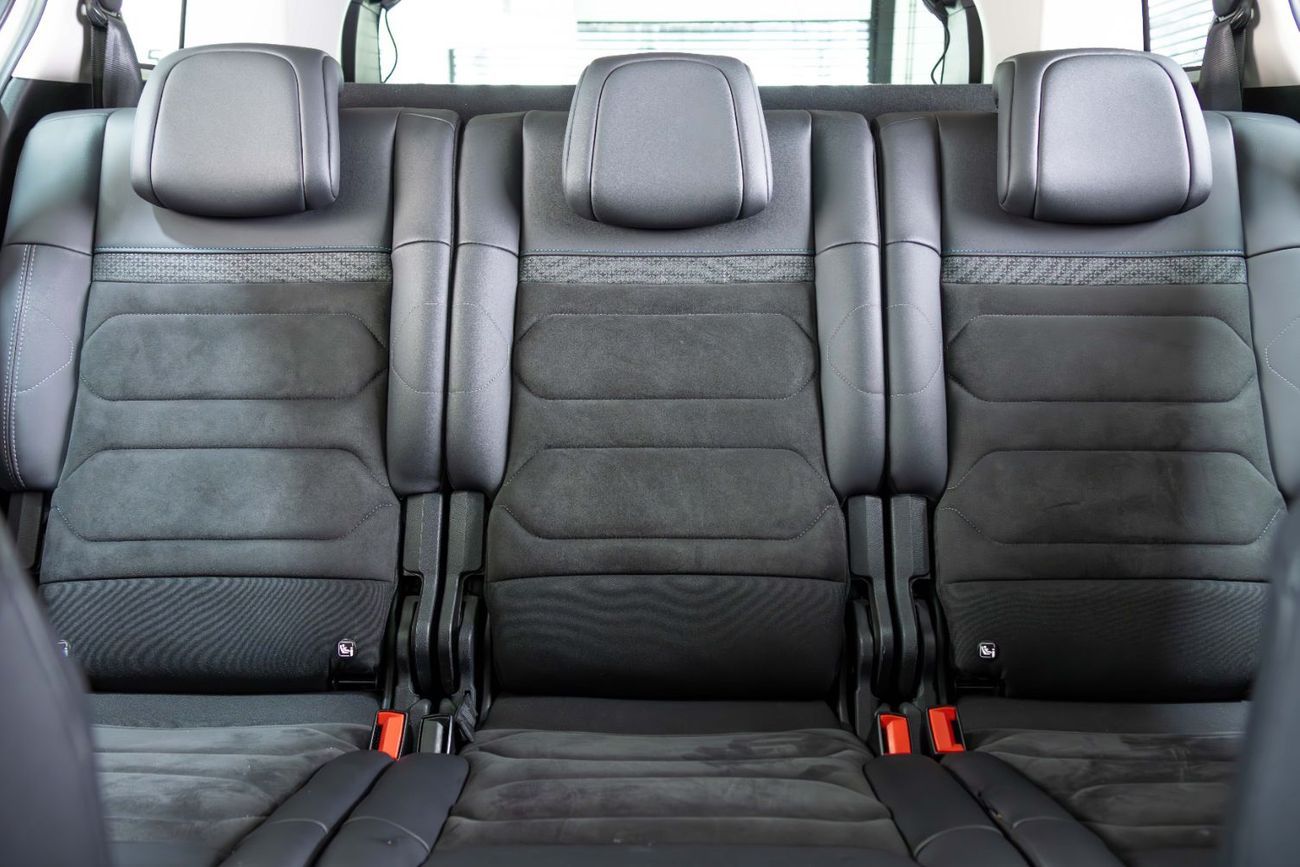 Citroen C5 Aircross GCC-Full Service History-Al Rostamani Warranty Until 2029-Red Contrasting Roof