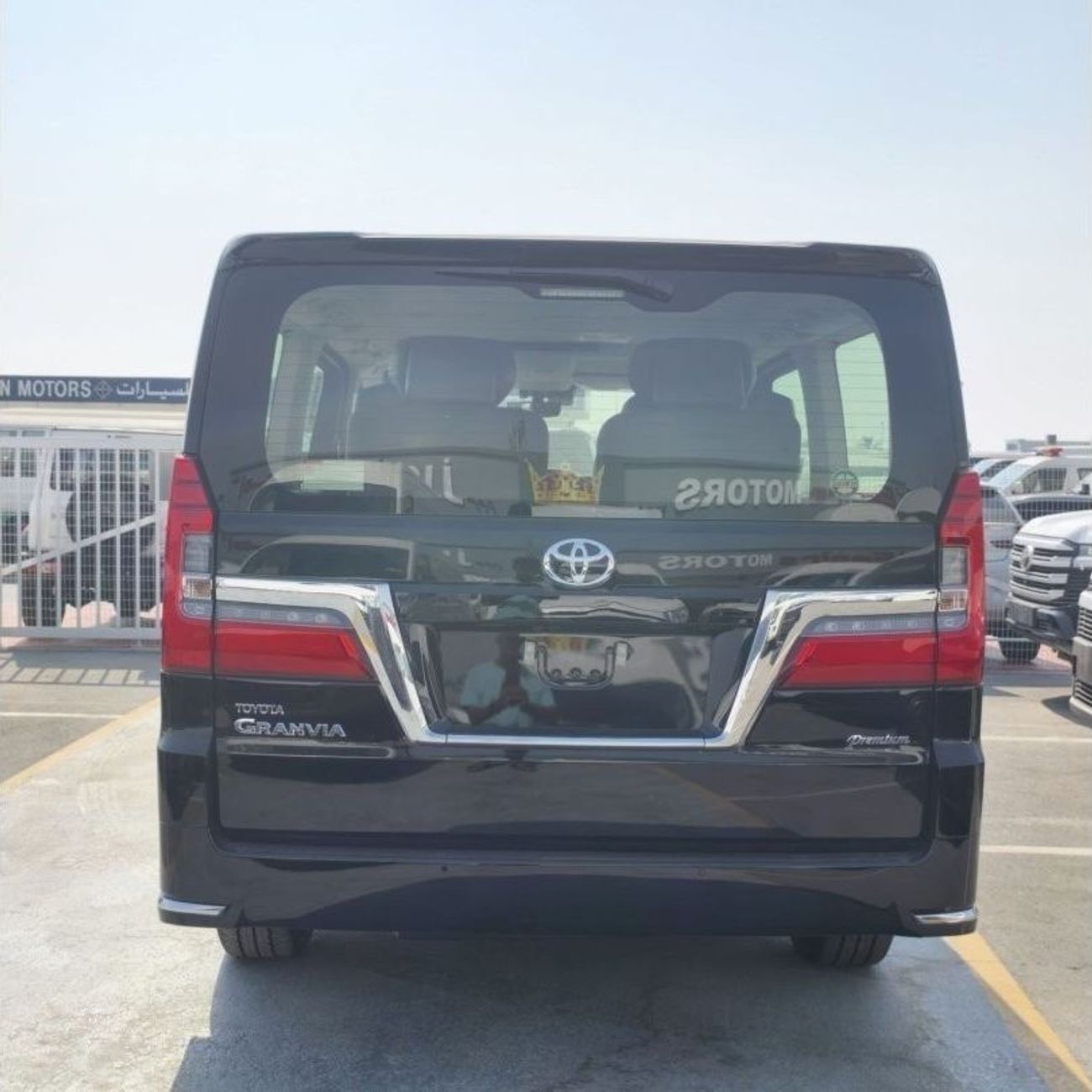 تويوتا جرافينا 2024 Toyota Granvia 3.5L 6 seater