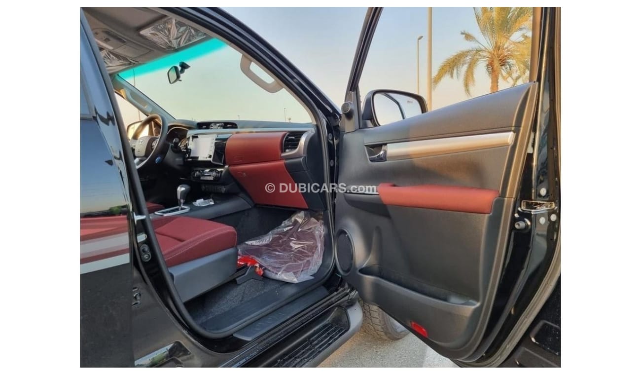 Toyota Hilux Toyota Hilux SR5 4.0L PETROL V6 A/T FULL OPTION 2023