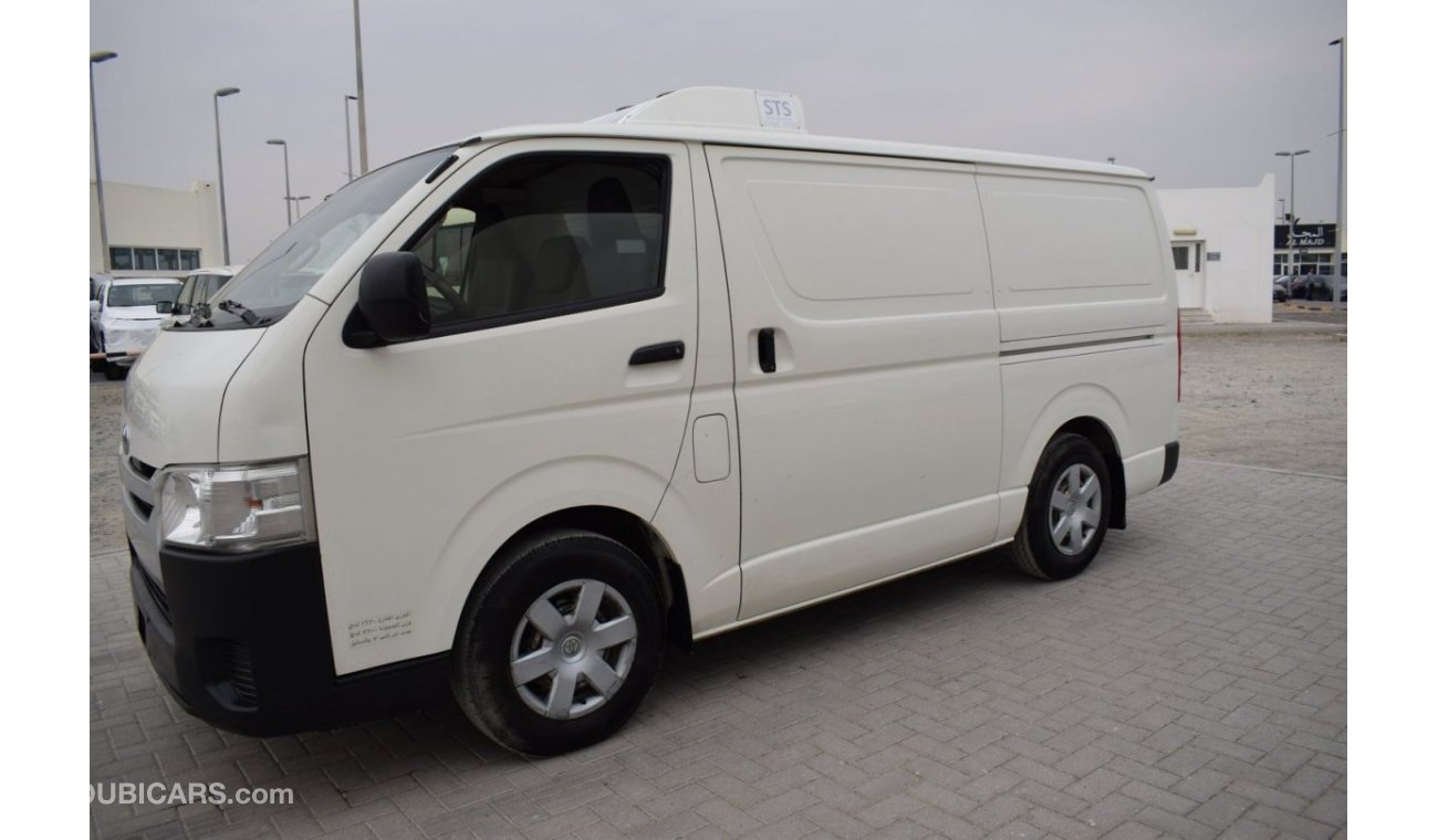 Toyota Hiace GL - Standard Roof Toyota Hiace Chiller, model:2016. Free of accident