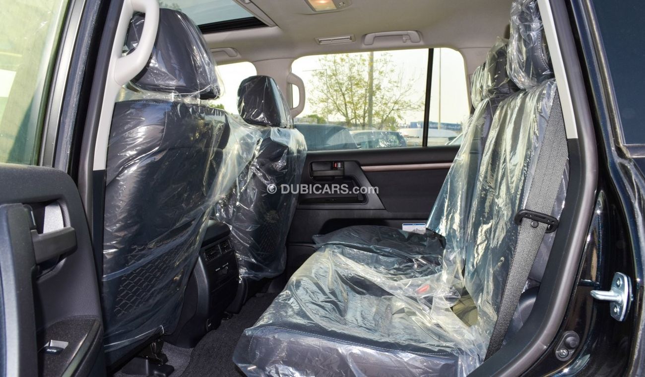 Toyota Land Cruiser GXR V8