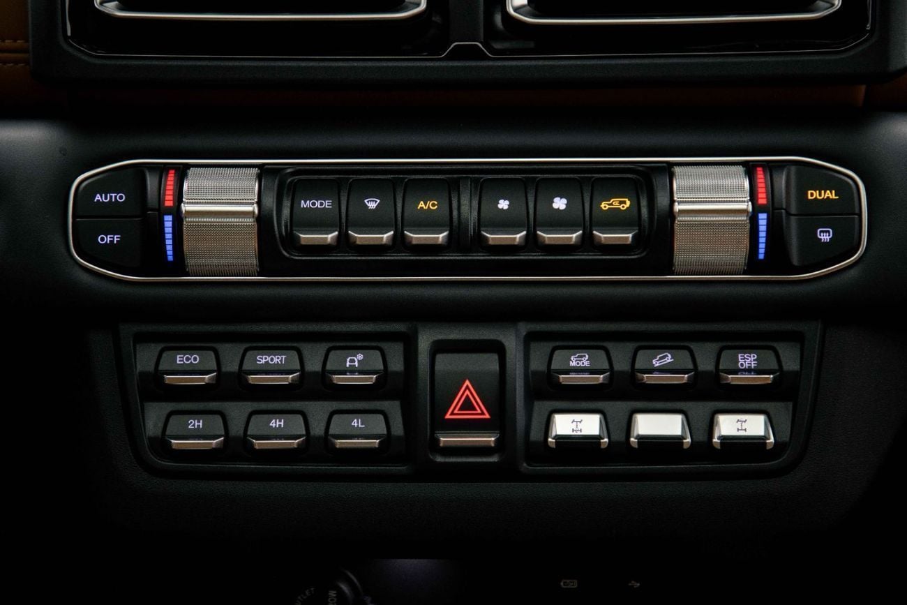 باو 212 T01 Adventurer 2.0L – Black Inside Brown | Export Price