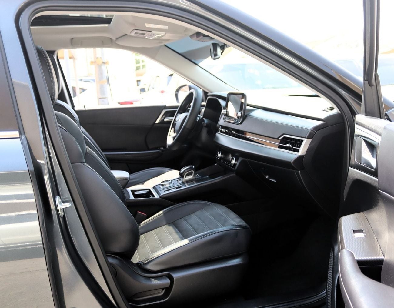 Mitsubishi Outlander GLX HIGHLINE ACCIDENTS FREE - GCC - H LINE - LOW MLAGE - PERFECT CONDITION INSIDE OUT