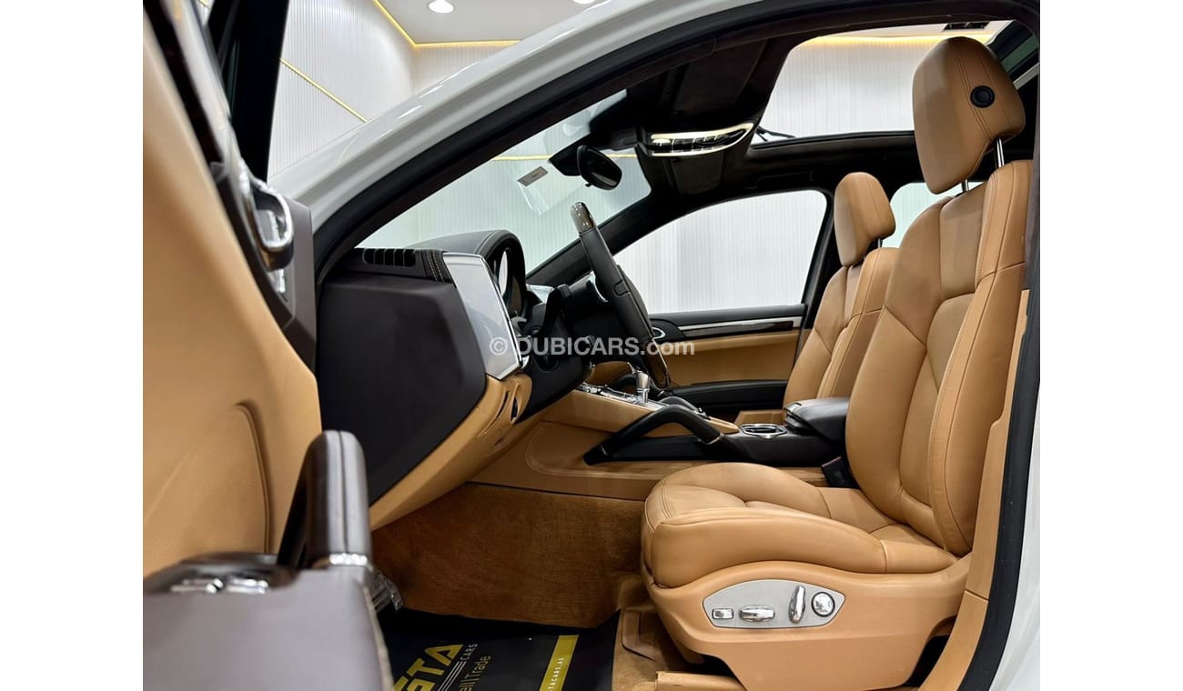 Porsche Cayenne 2013 Porsche Cayenne GTS, Service History, Low Kms, GCC