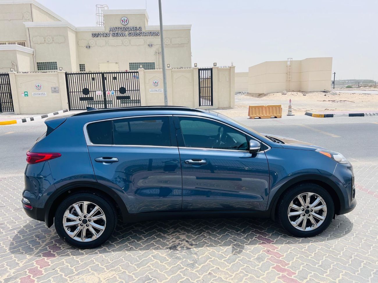 Kia Sportage LX 2.0L low mileage
