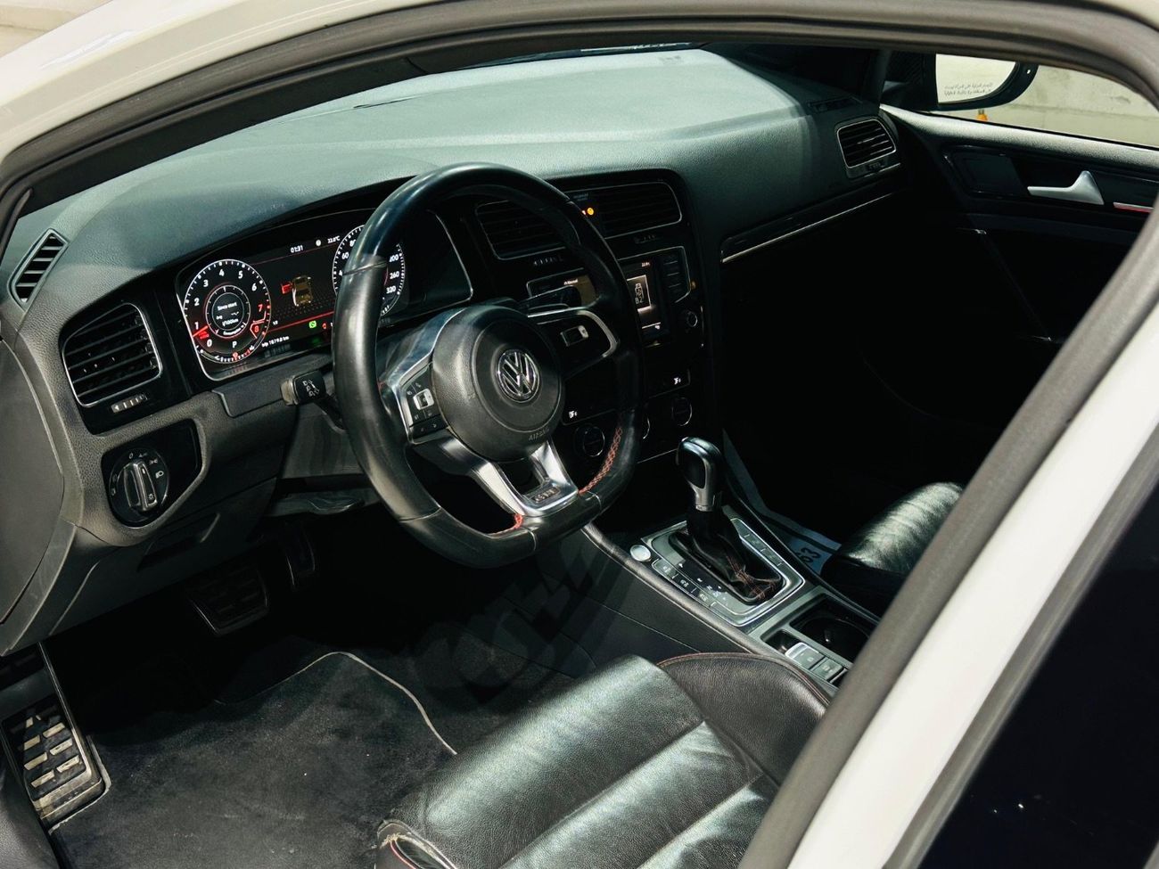 Volkswagen Golf GTI 2.0L