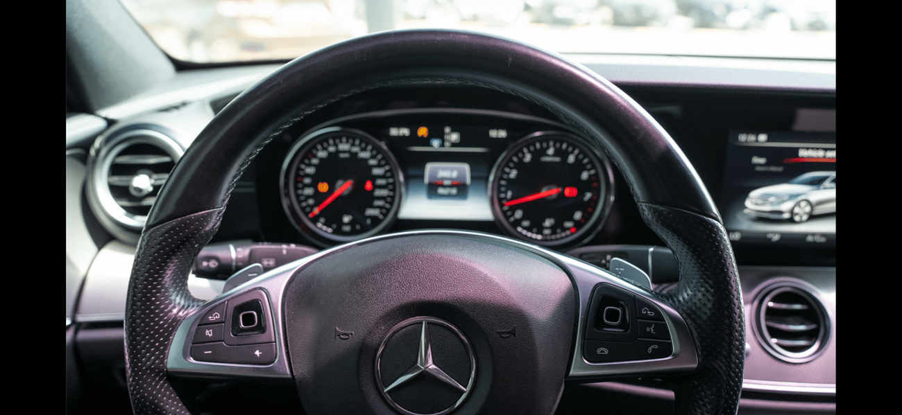 مرسيدس بنز E200 STANDARD