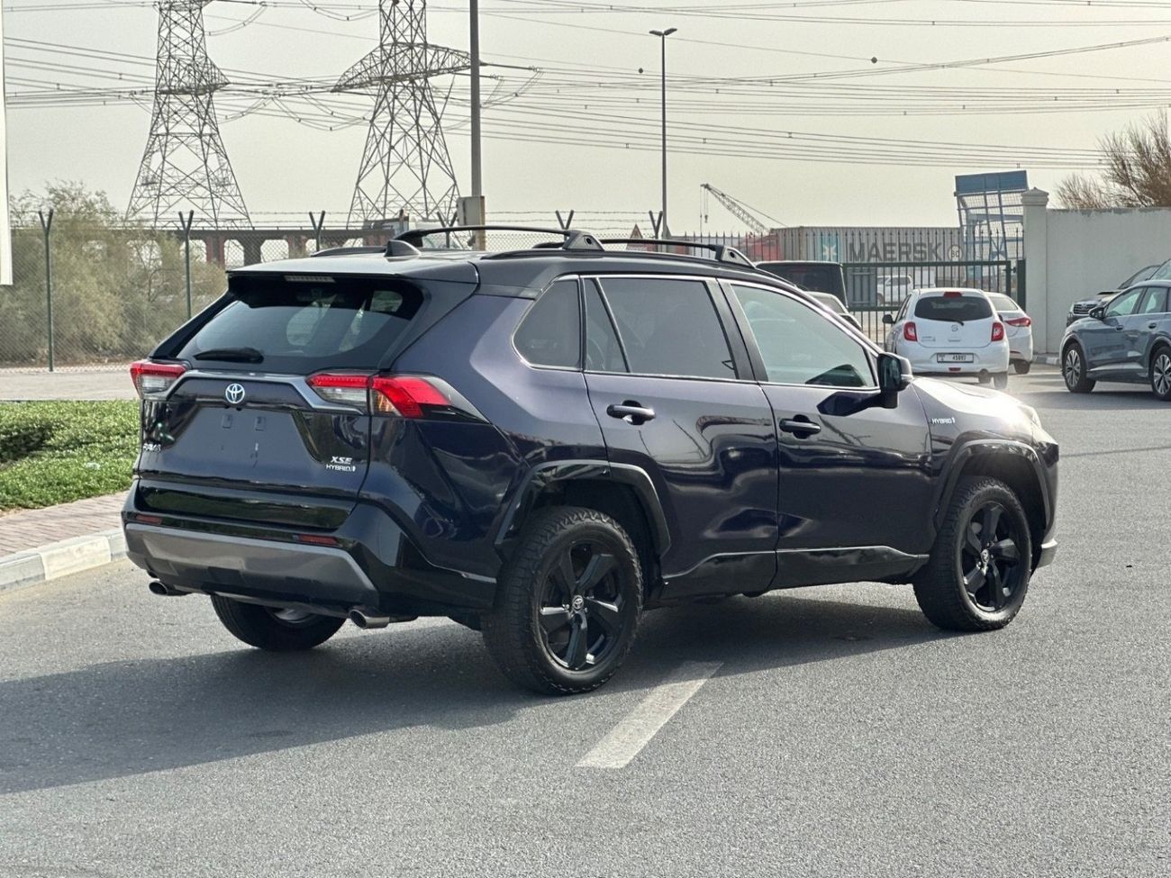 تويوتا راف ٤ Hybrid XSE, sunroof,leather seats, push start Full Option