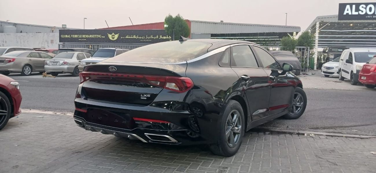 كيا K5 LXS