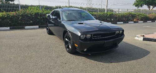 دودج تشالينجر دوج تشالنجر V6  فول اوبشن موديل ٢٠١٤ خليجي