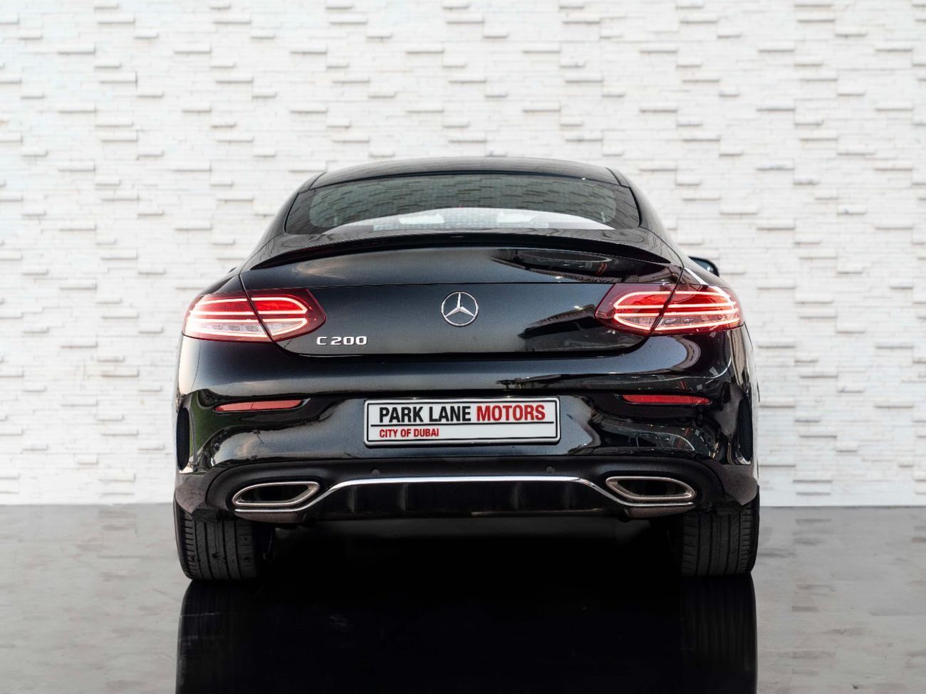 Mercedes-Benz C 200 Premium 2.0L