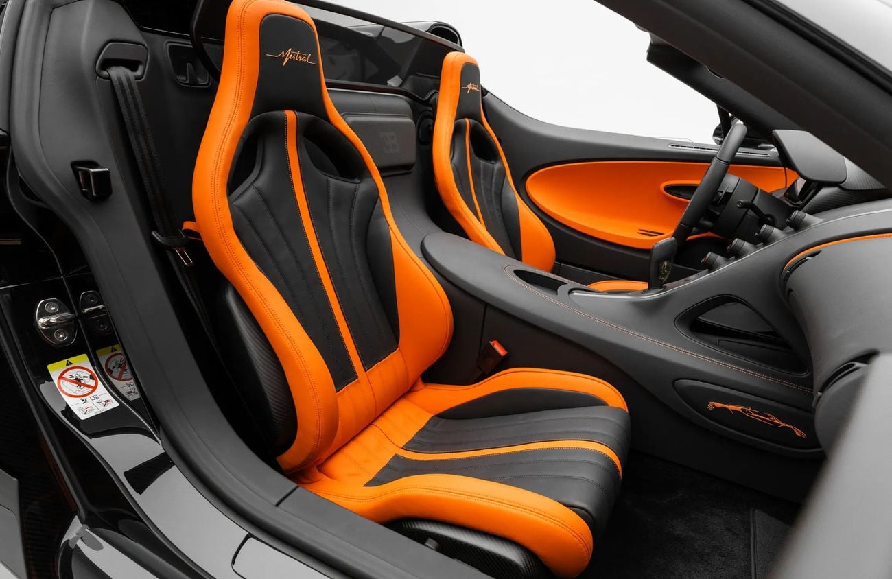 بوغاتي Mistral 8.0L W16 Quad-Turbocharged Engine