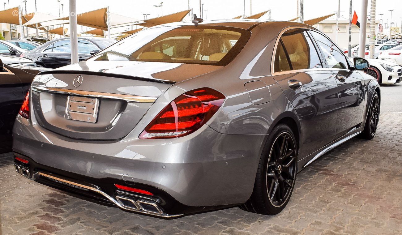 مرسيدس بنز S 550