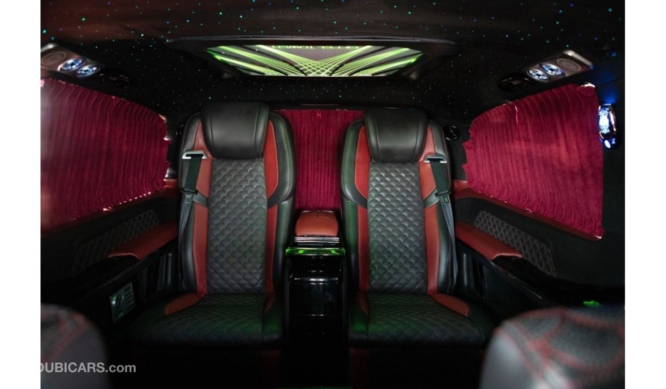 مرسيدس بنز V 250 2022 Mercedes Benz V250 4X2 2.0 VIP Luxury 4 seat Petrol