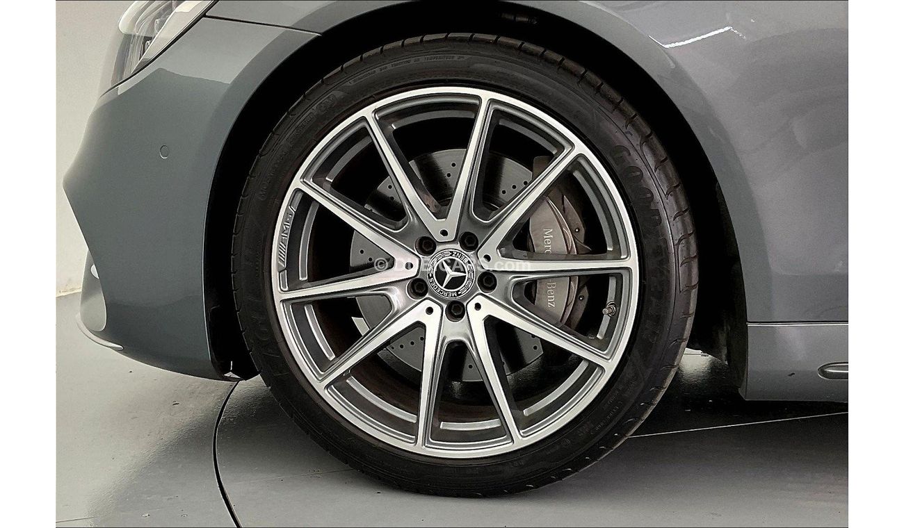 Mercedes-Benz S 560 AMG Package | 1 year free warranty | 0 down payment | 7 day return policy
