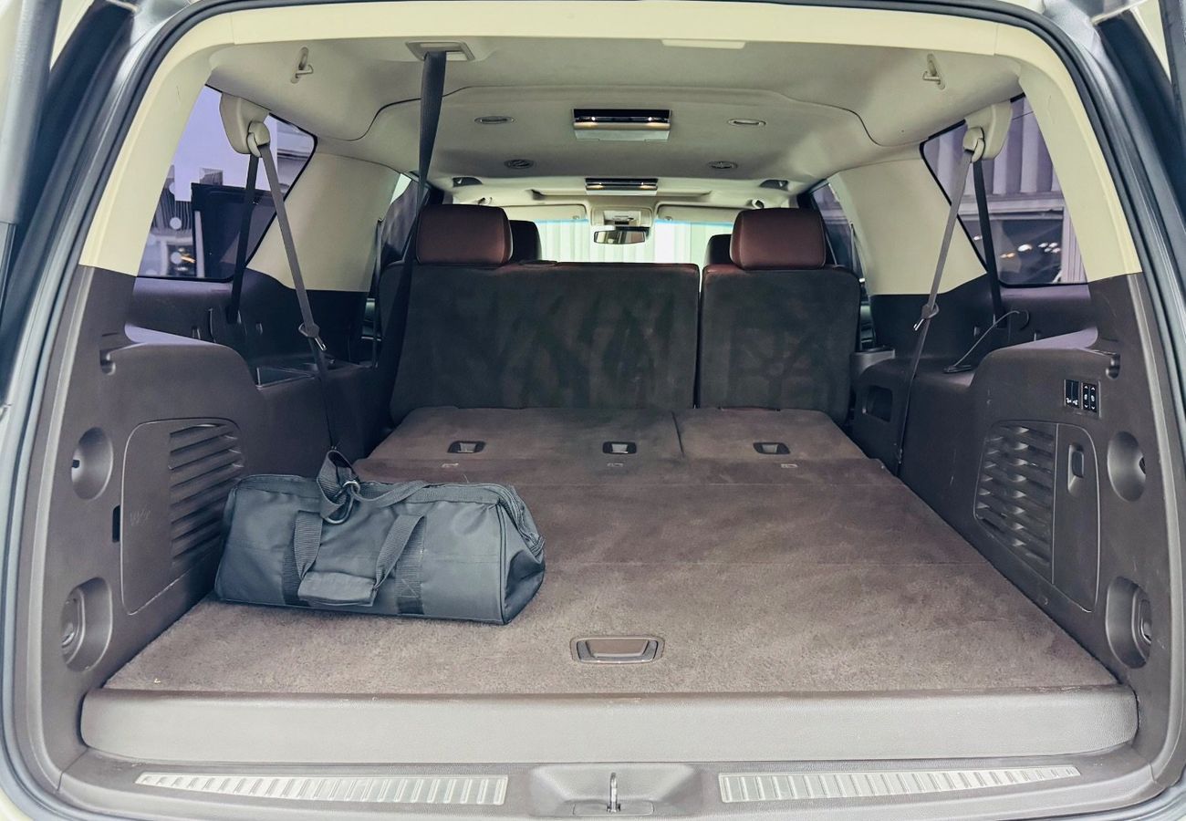 Chevrolet Suburban LTZ 5.3L 4WD