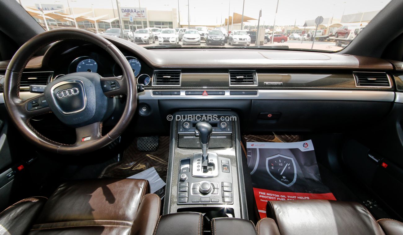 Audi S8 Quattro 5.2