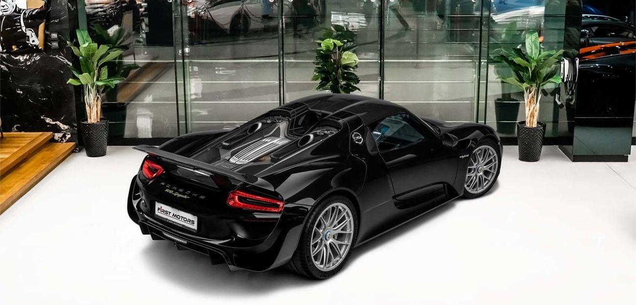 Porsche 918 Spyder 4.6L V8 N/A Engine + eMotor