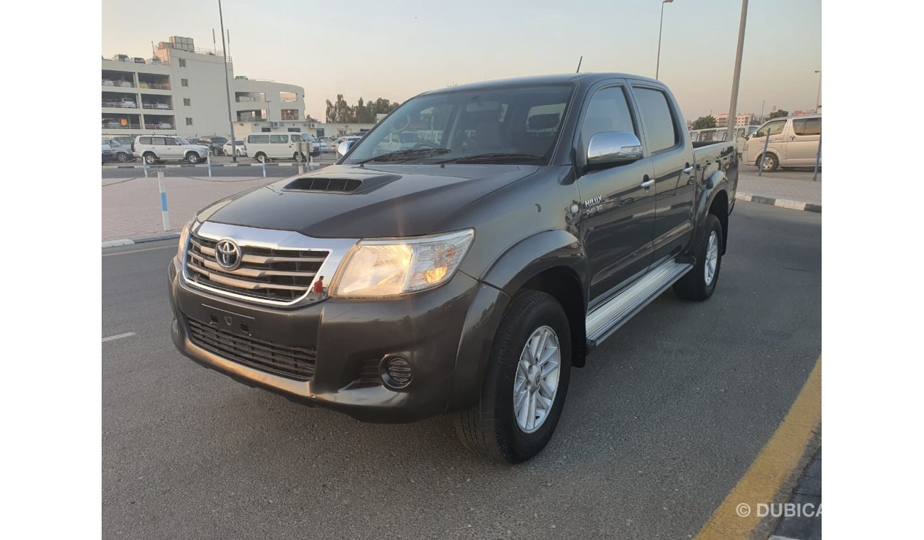 Toyota Hilux DIESEL 3.0L MANUAL GEAR  RIGHT HAND DRIVE (EXPORT ONLY)