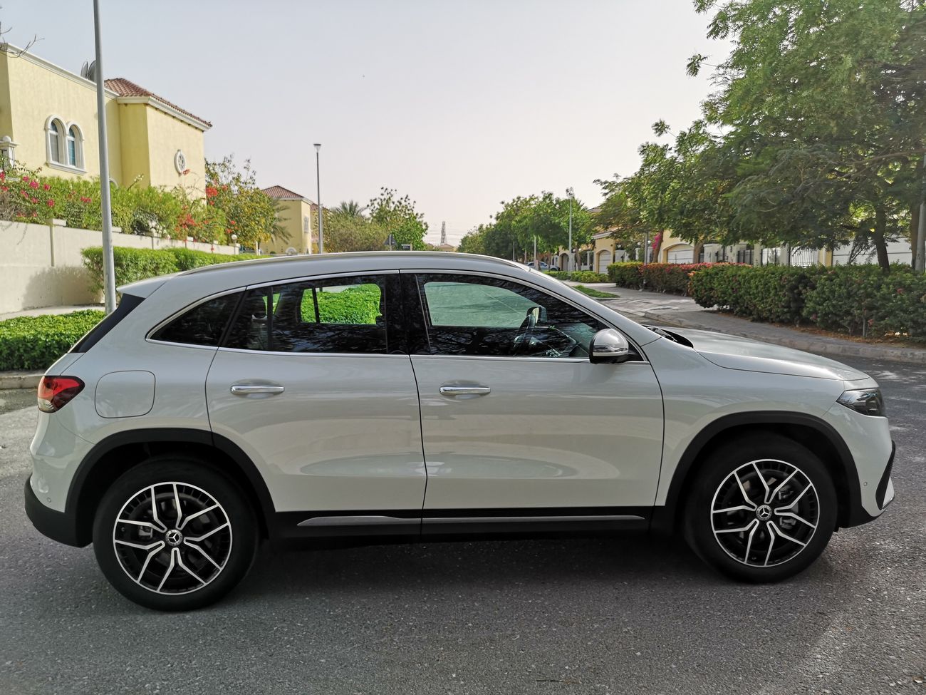 مرسيدس بنز EQA 350 Premium Plus