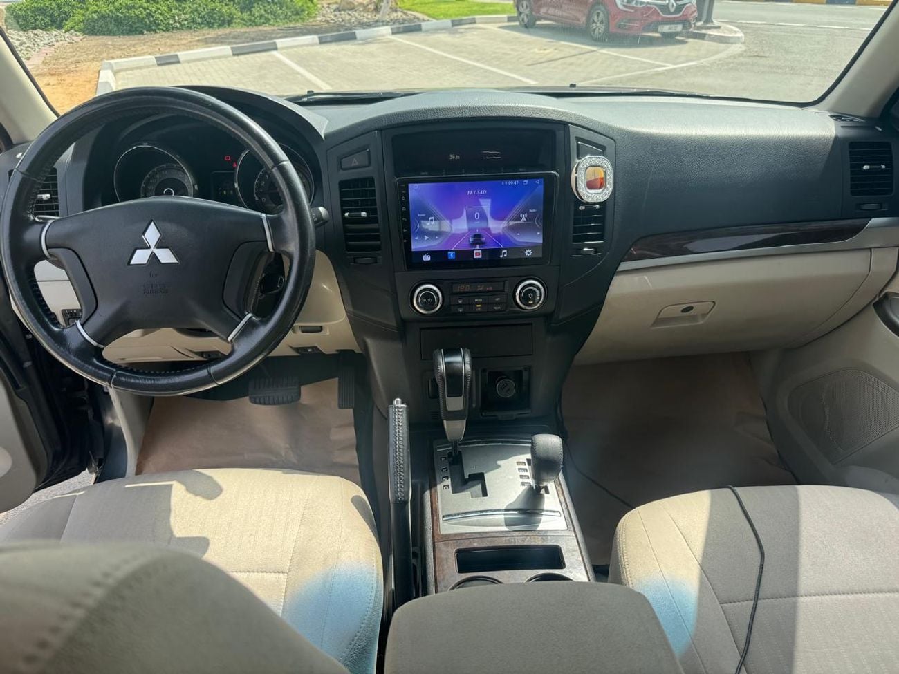 Mitsubishi Pajero GLS Mid 3.5L (189 HP) (5 Seater)