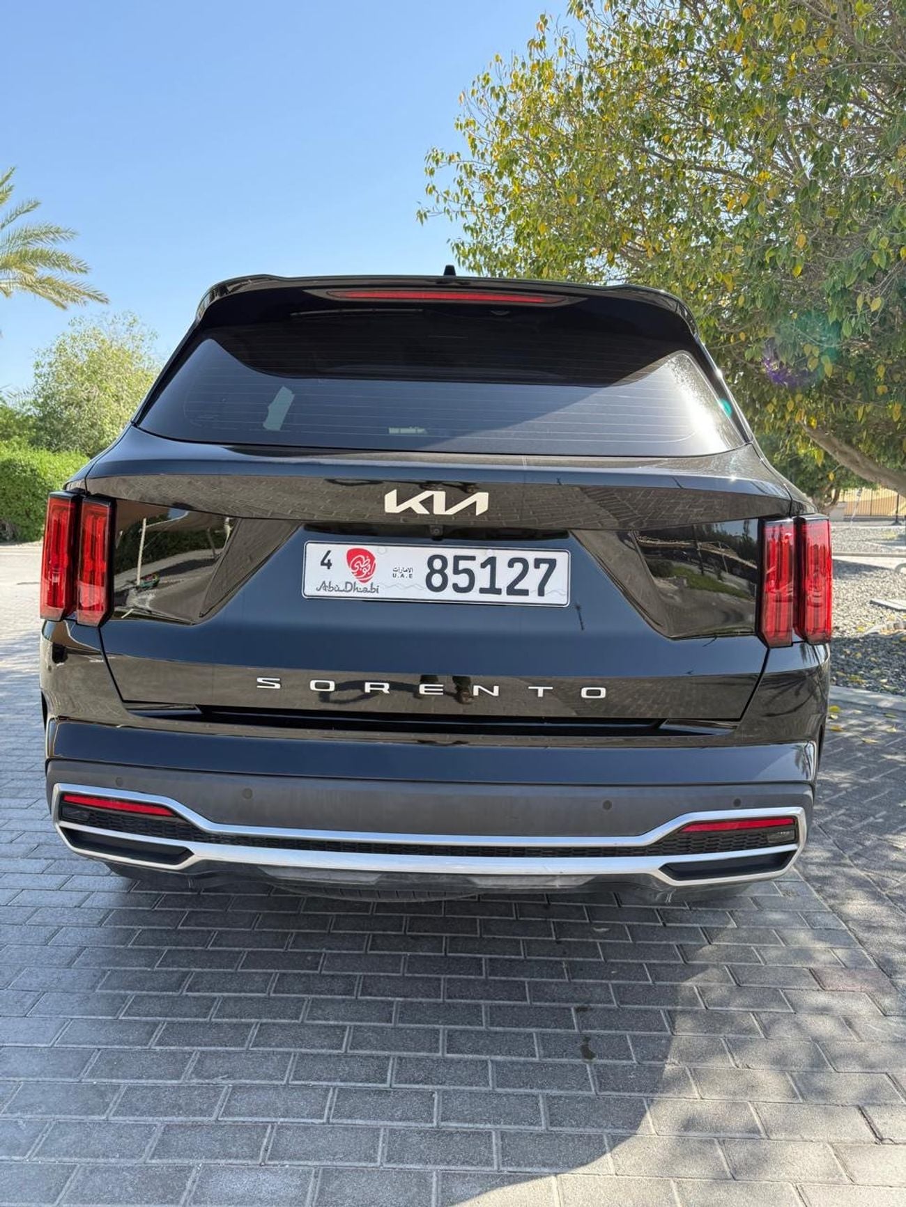 كيا سورينتو Std 2.5L FWD