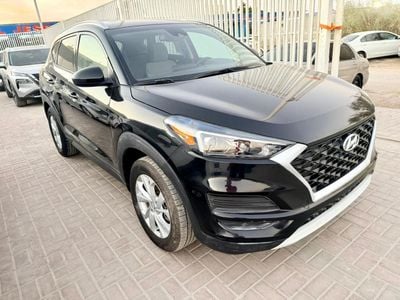 Hyundai Tucson GL Plus 2.0L 2020 Hyundai Tucson Value – Clean, High-Spec Gray SUV with Beige Interior