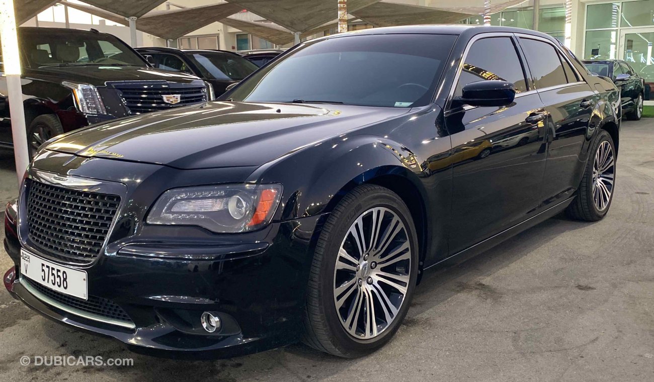 كرايسلر 300C V8 Full option