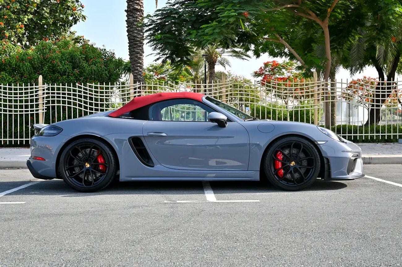 Porsche 718 Spyder 718 Spyder Manual | Grey | 4.0L Flat-6 | 414 HP | 3,267 KM