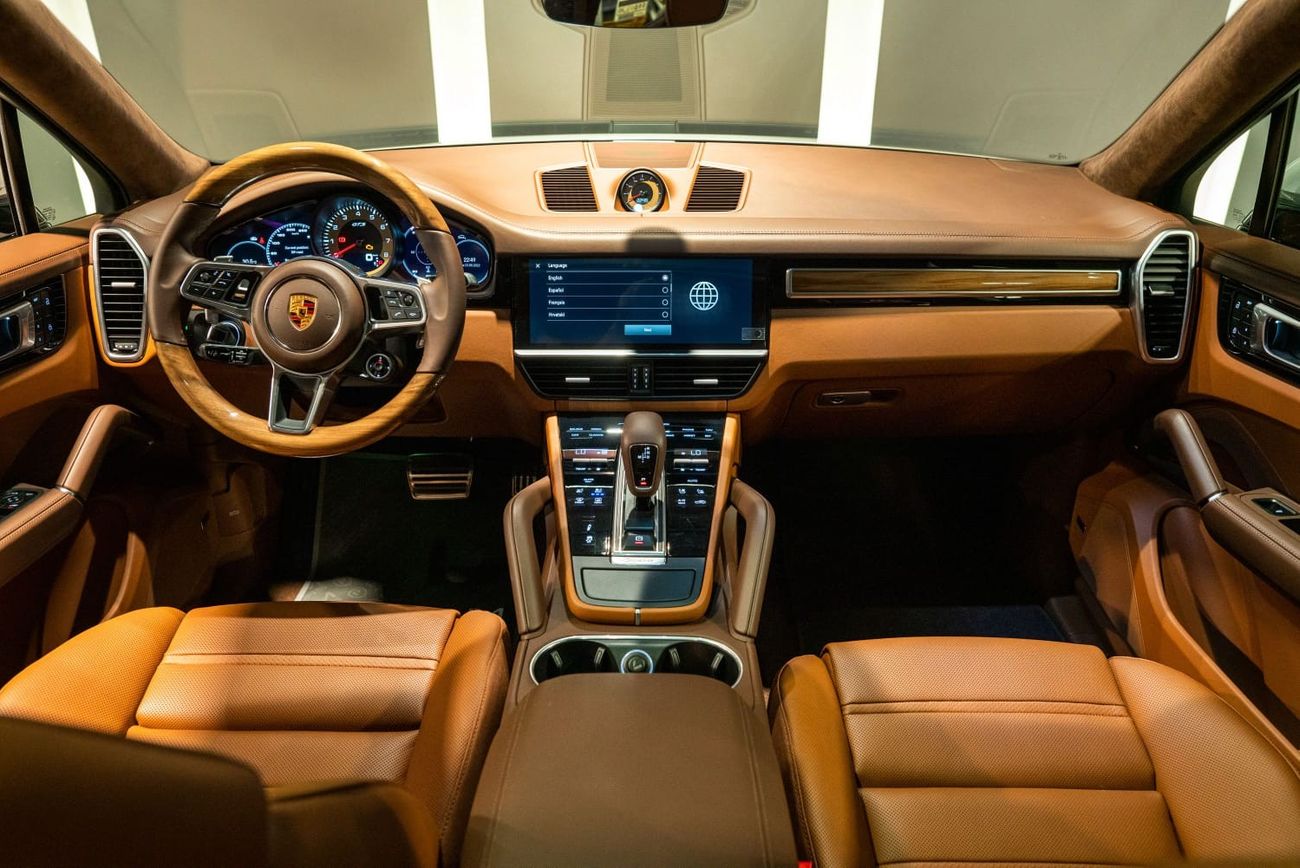 Porsche Cayenne Gcc | Dealer Warranty