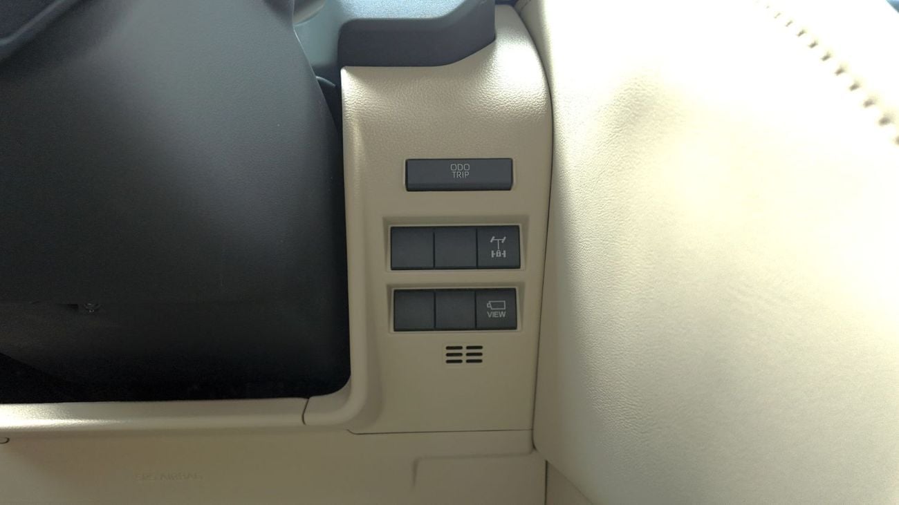 تويوتا لاند كروزر TOYOTA LAND CRUISER GXR 4WD 2026