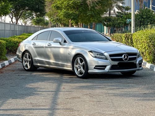 Mercedes Benz CLS55 AMG Mercedes-Benz CLS 550 AMG | Law Mileage ( 154,000 Km ) | Japanese Specs