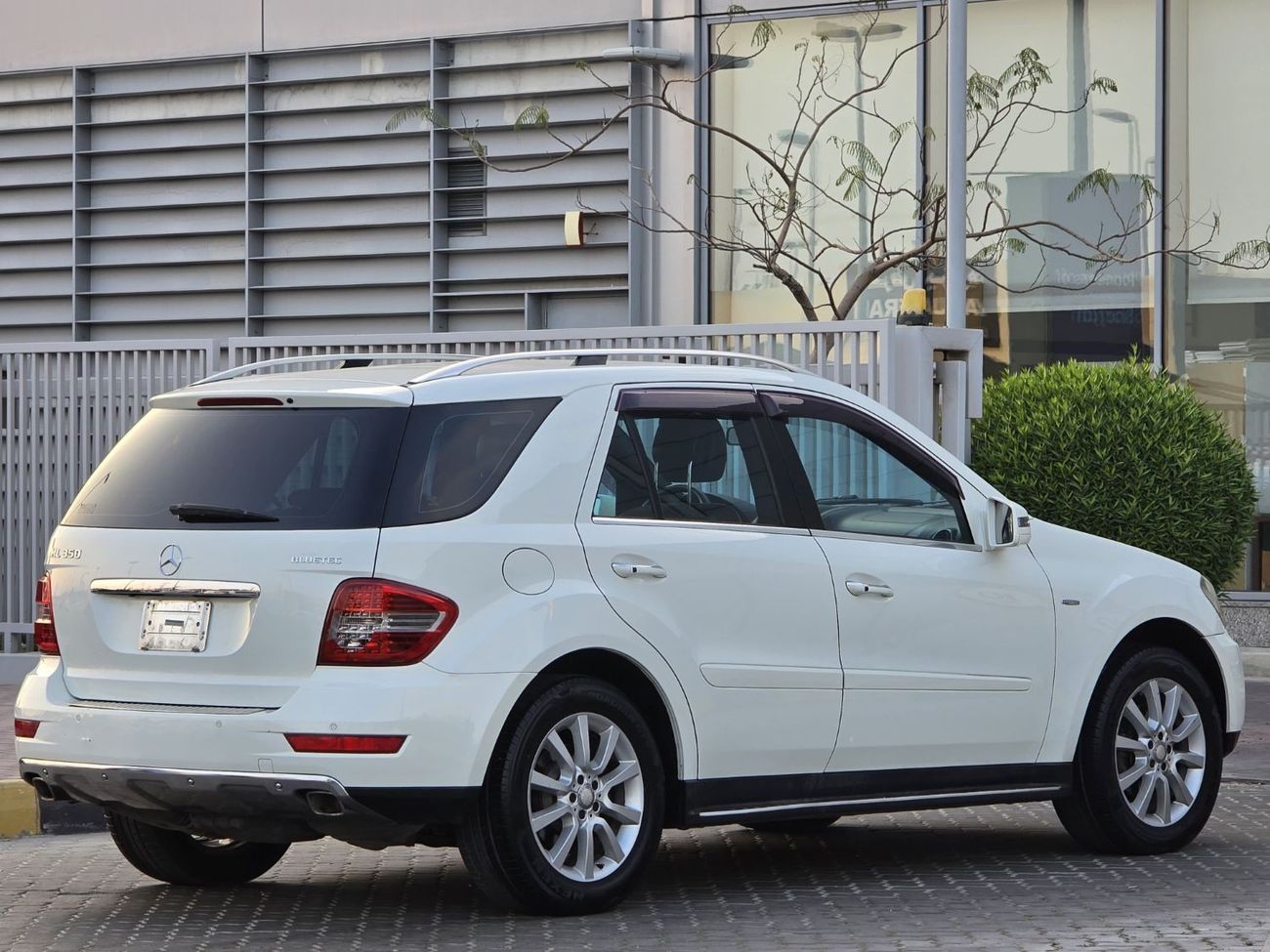 مرسيدس بنز ML 350 AMG 3.5L MERCEDES ML-350 DIESEL ORGINAL PAINT // ACCIDENT FREE // PERFECT CONDITION