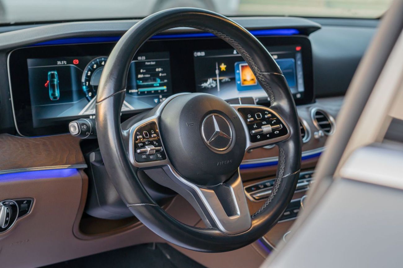 مرسيدس بنز E300 E-CLASS E300