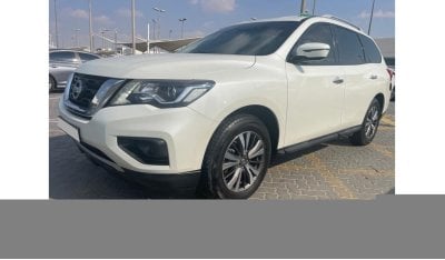 Nissan Pathfinder SV 2018 GCC model, agency paint, 6 cylinder, mileage 73000km