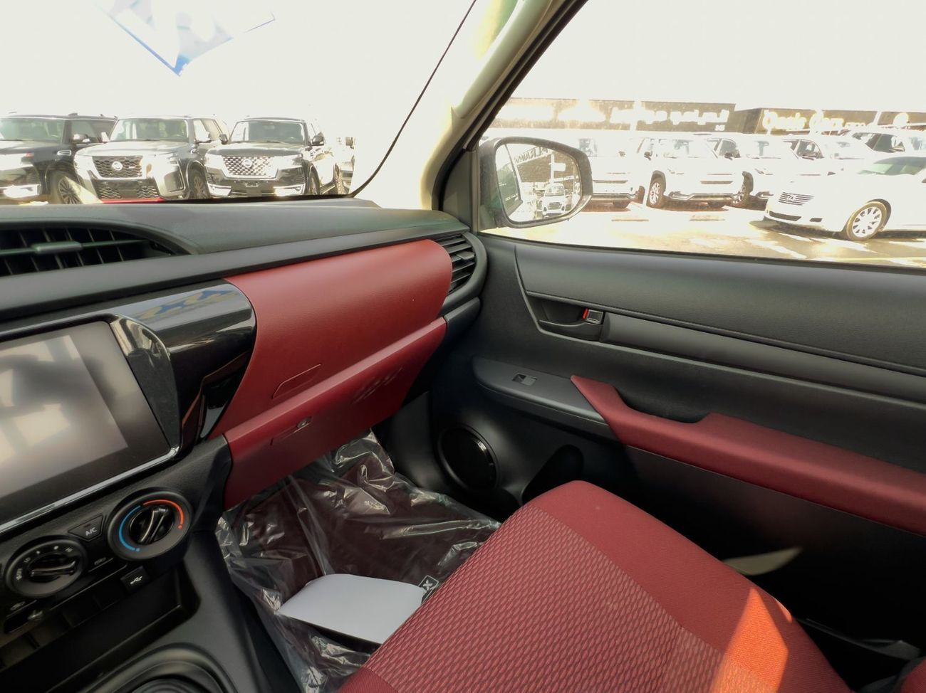 Toyota Hilux EXPORT ONLY - Hilux GL 2.4L 4x4 Without Differential Lock