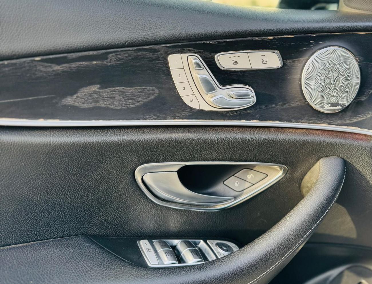 مرسيدس بنز E300