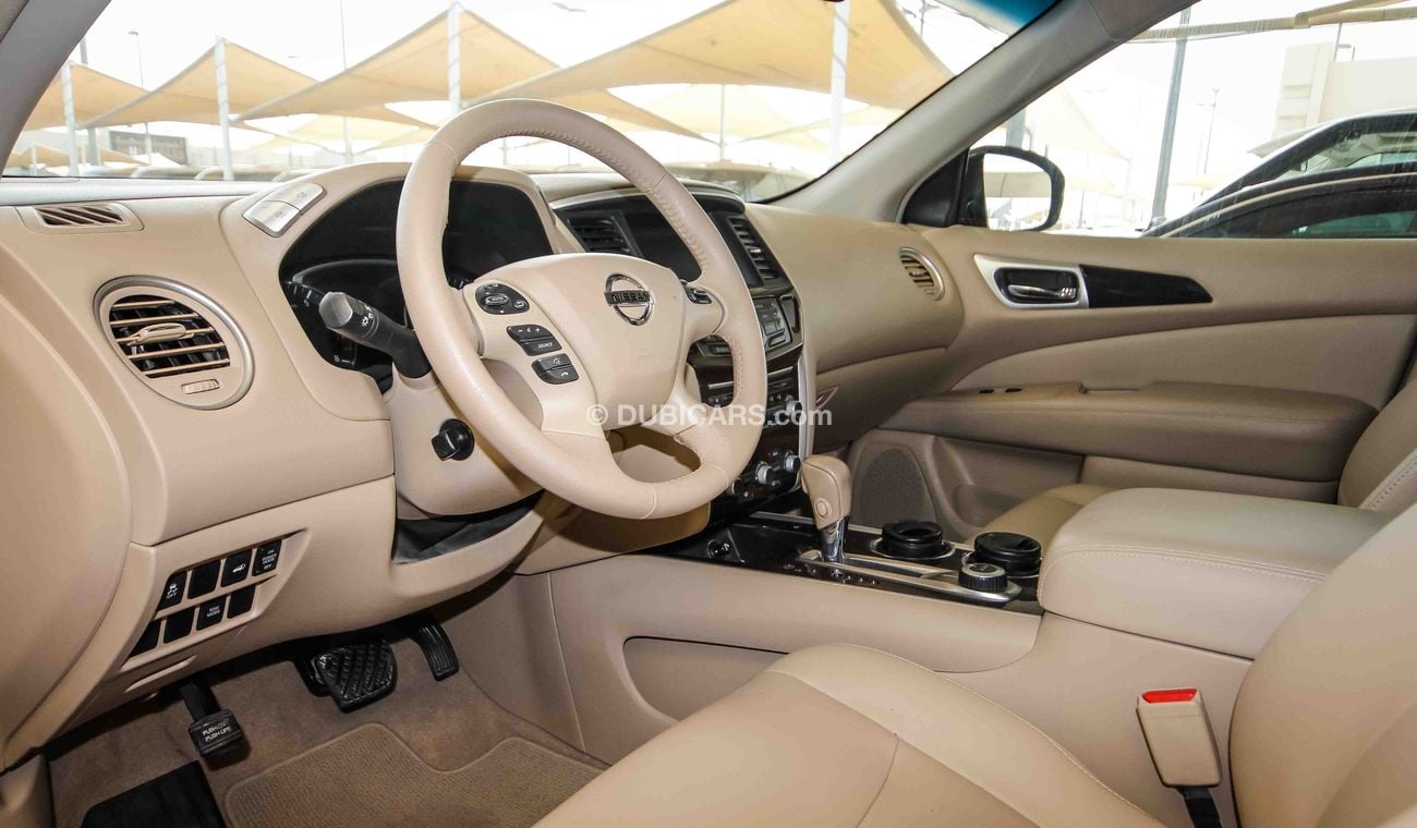 نيسان باثفايندر SV 4WD